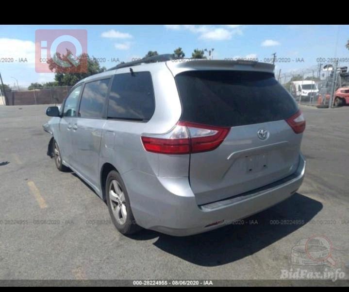 تويوتا سيينا